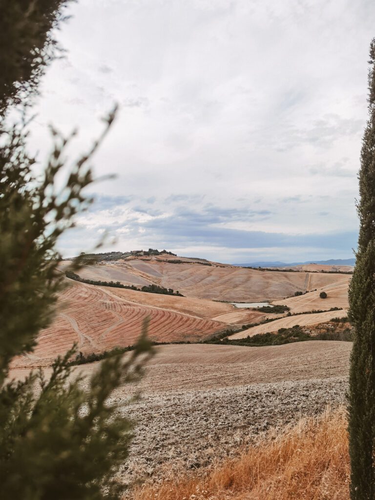 Fietsen in prachtig Toscane met dit soort uitzichten.