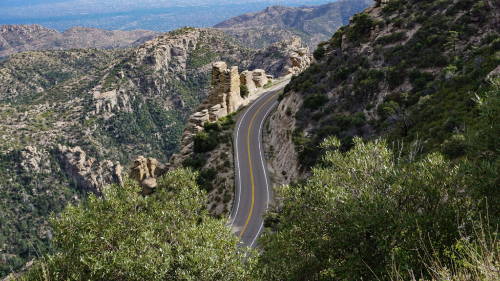 Mount Lemmon, Arizona, Straße