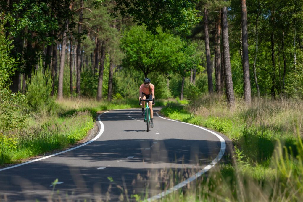 fietsen in Noord-Brabant, fietsen in brabant, brabant, routes, fietsroutes, fietsroutes in brabant, fietsvakantie, bikepacking, bikepack, fietsvakantie in brabant, nederland, fietsvakantie in Nederland, fietsallee, nynke cuperus