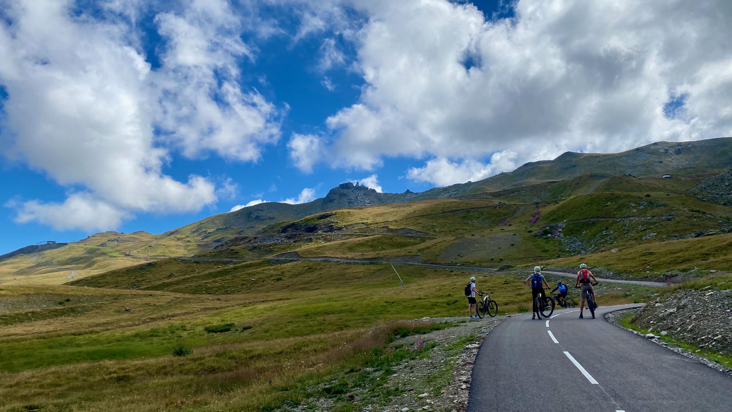 les menuires, cycling, cycling in france, tougnete, col de la tougnete, col de tougnete, cycling in les menuires, cyclisme france, cycling holiday, cycling holiday france, cycling, cycling in france