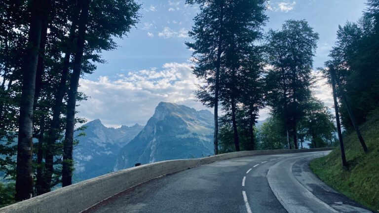 Plateau des Saix, Joux plane, cycling to France,