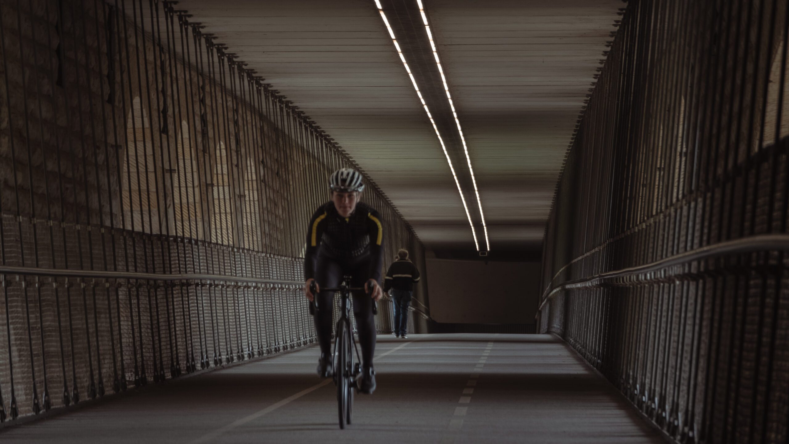 emma de fraiture, etxeondo, tunnel, luxemburg, fietsen in luxemburg, tunnel fietsen