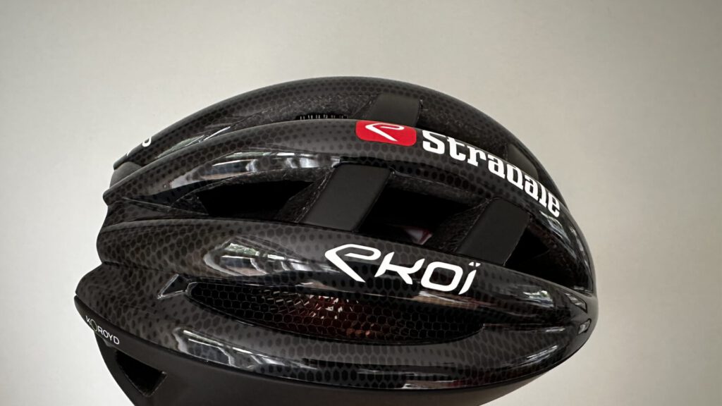 Ekoi Stradale helm, koroyd, ventilatiegaten