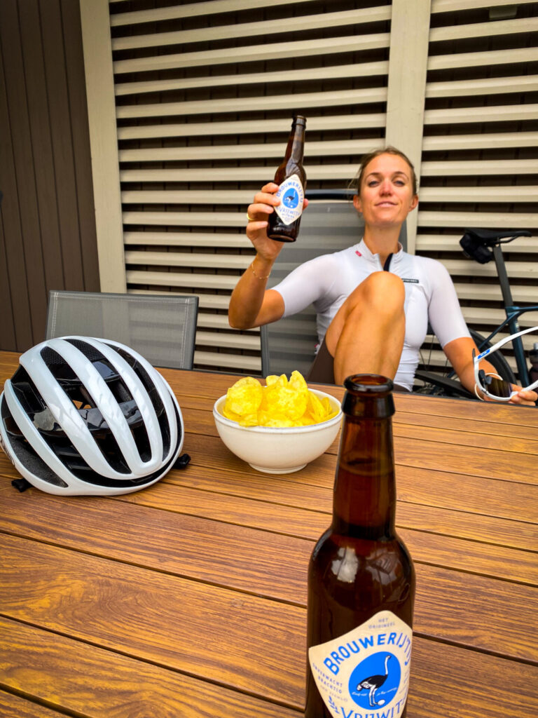 Fietsen vanaf Landal Ouddorp Duin, biertje drinken