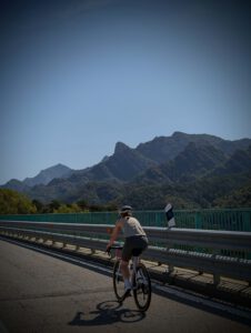 Roos Mooij, Pyreneeen, meer, uitzicht